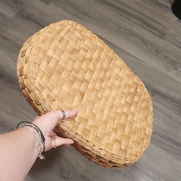 XL Oval Wicker Basket Decor - Picture 3 of 3
